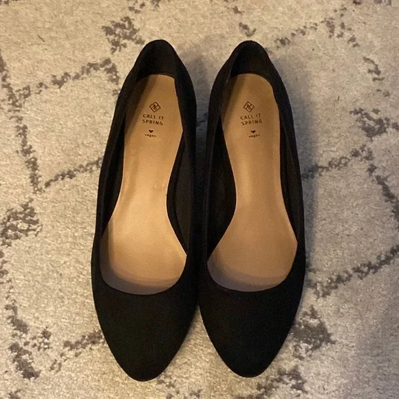 Black block heel pumps (SIZE 7) - Picture 2 of 7